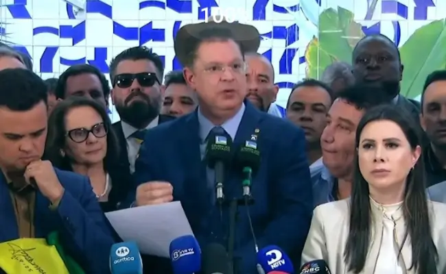 coletiva sostenes