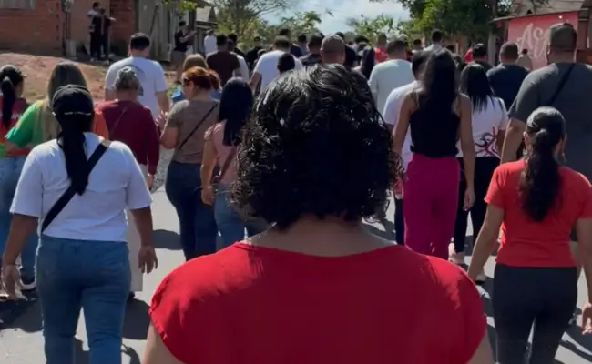 tumulto domingo